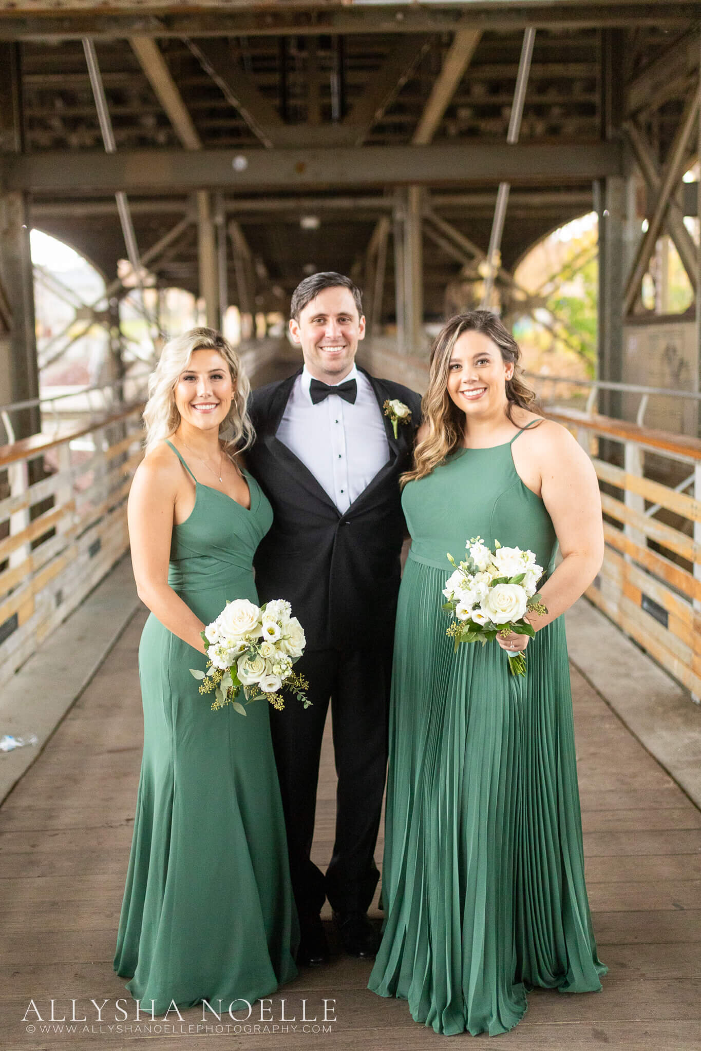 Wedding-at-The-Factory-on-Barclay-in-Milwaukee-0584