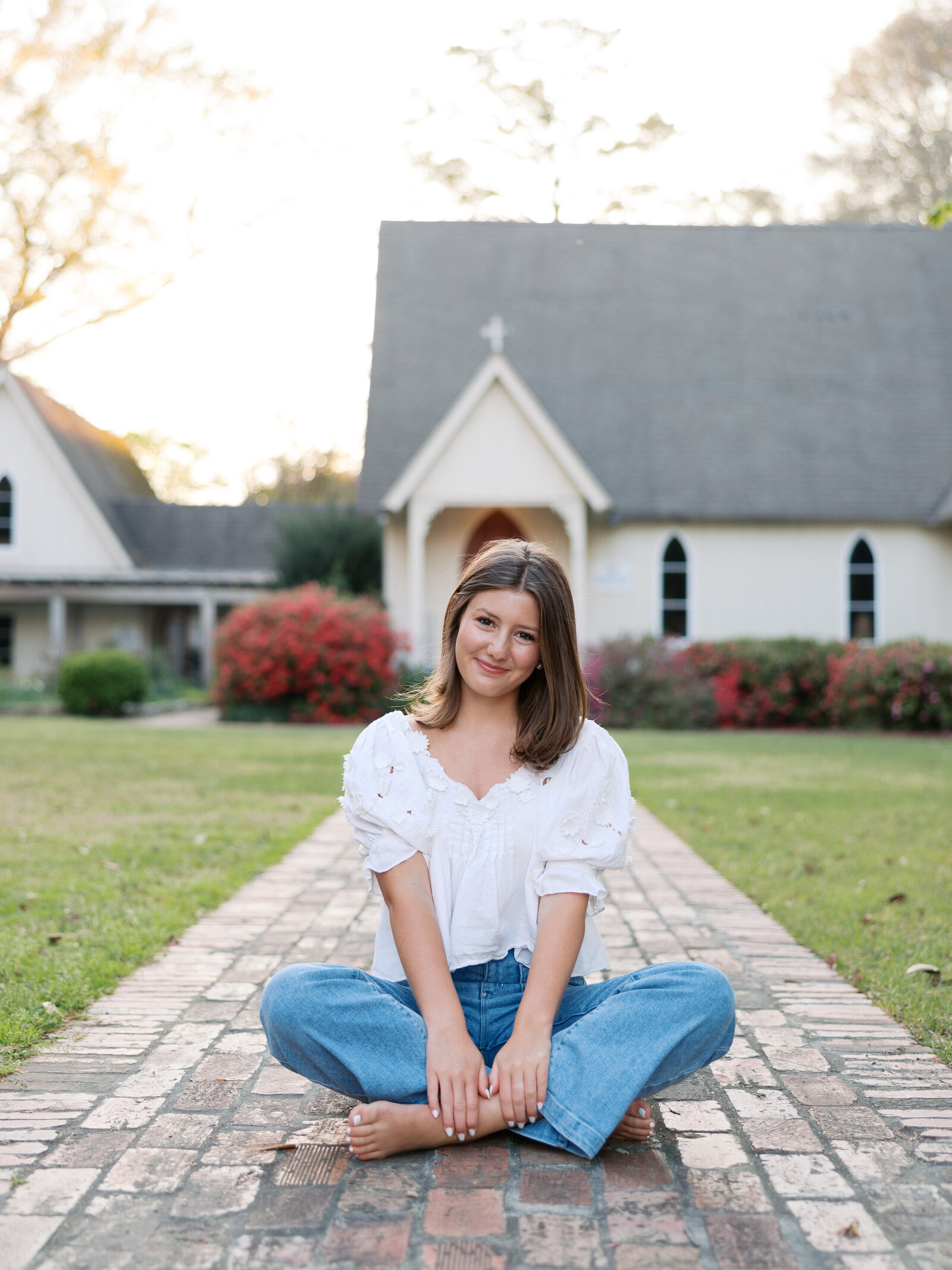 Alabama senior photographer class of 2025 Auburn Birmingham outdoor natural light.