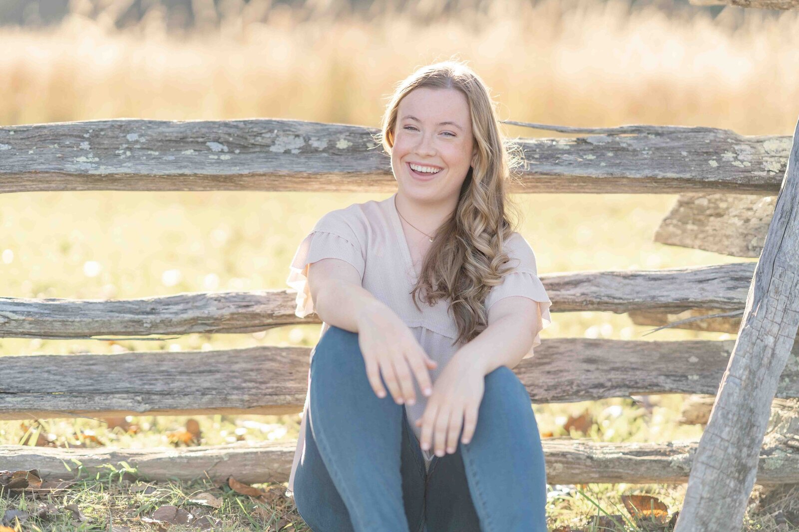 girl laughing during Ashburn, VA senior photo