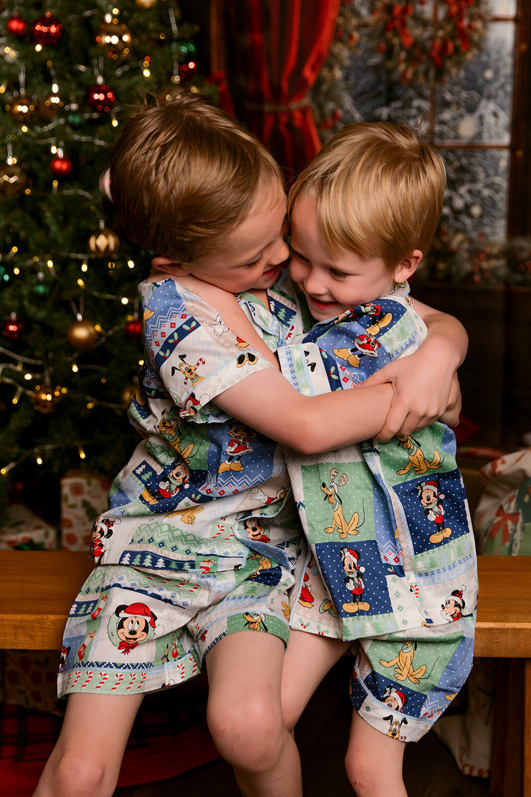 Travis & Benny Studio - Higgins Xmas Mini-68