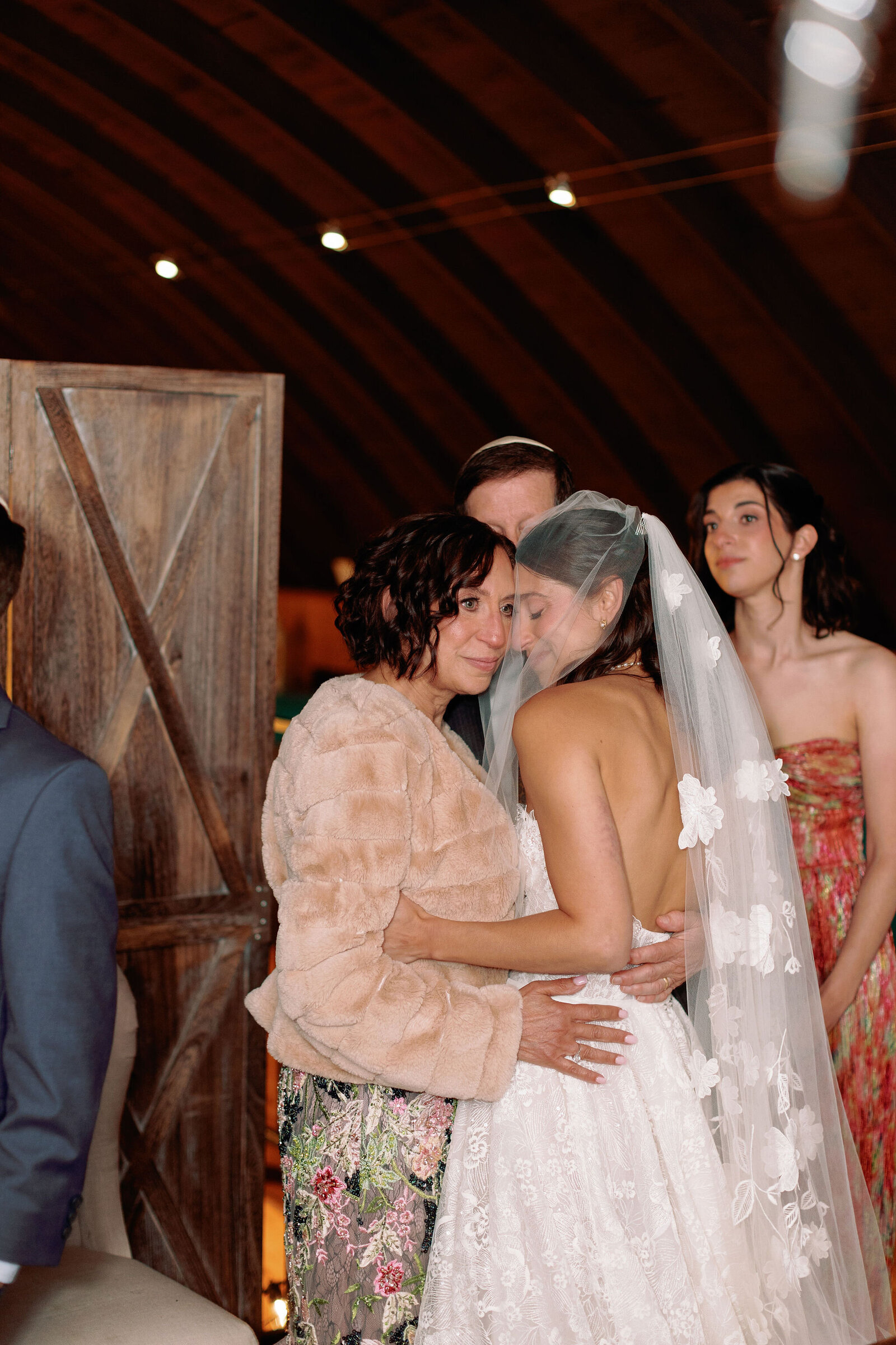 red-maple-vineyard-wedding-hudson-valley-481