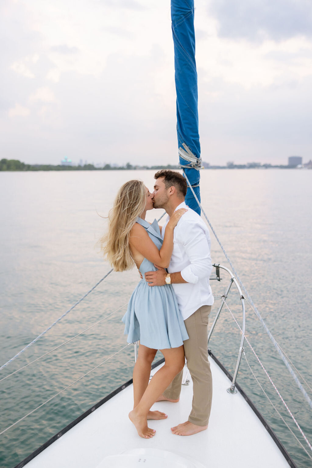 detroit-sailboat-engagement-18