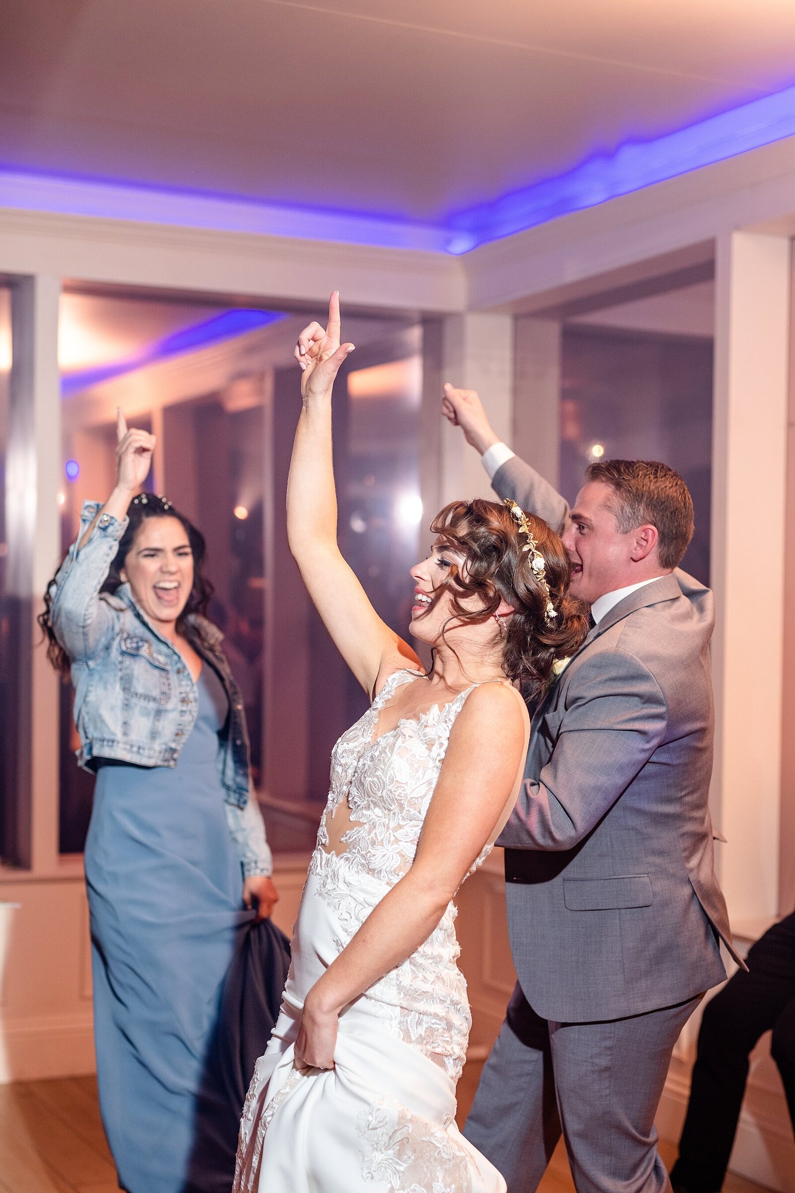 Reception | Town Manor | Chynna Pacheco Photography