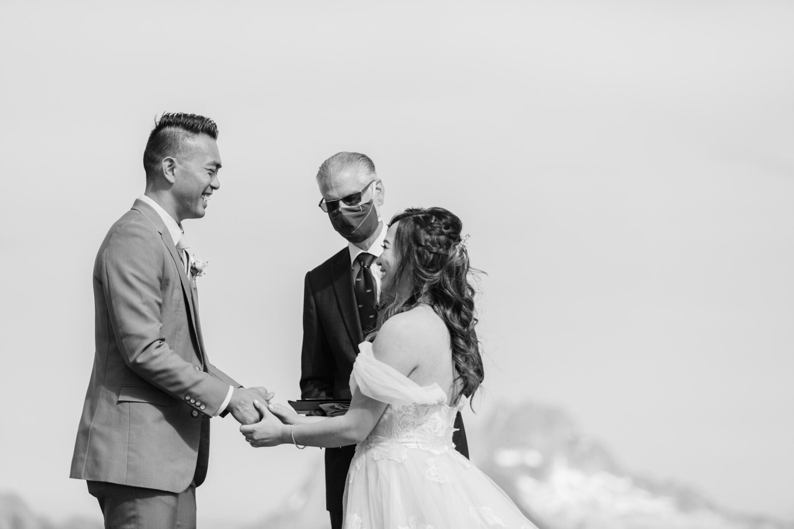 macy-yap-photography-fraser-mountain-elopement-bc-5