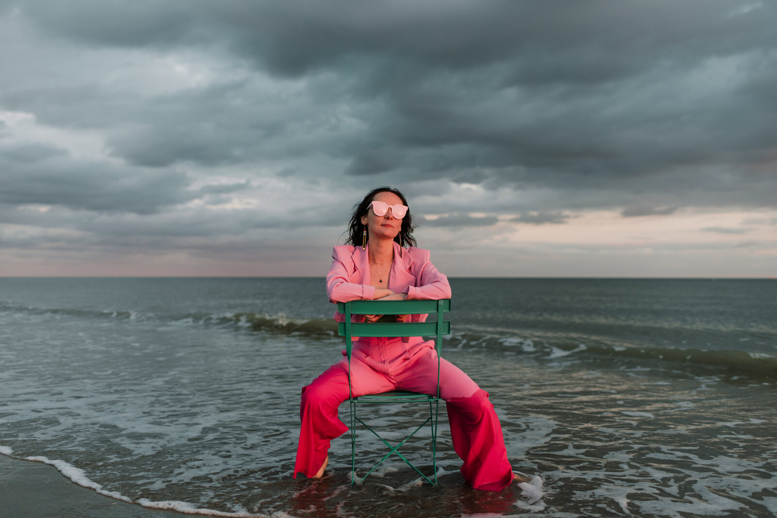 VickyPerryDesignBeachPersonalBrandPhotoshootAisteSaulytePhotography-19