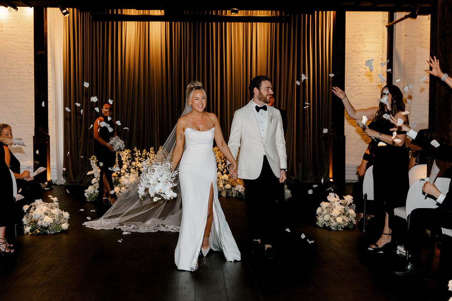 Chicago-wedding-photographer-lindsay-elaine-photography-516