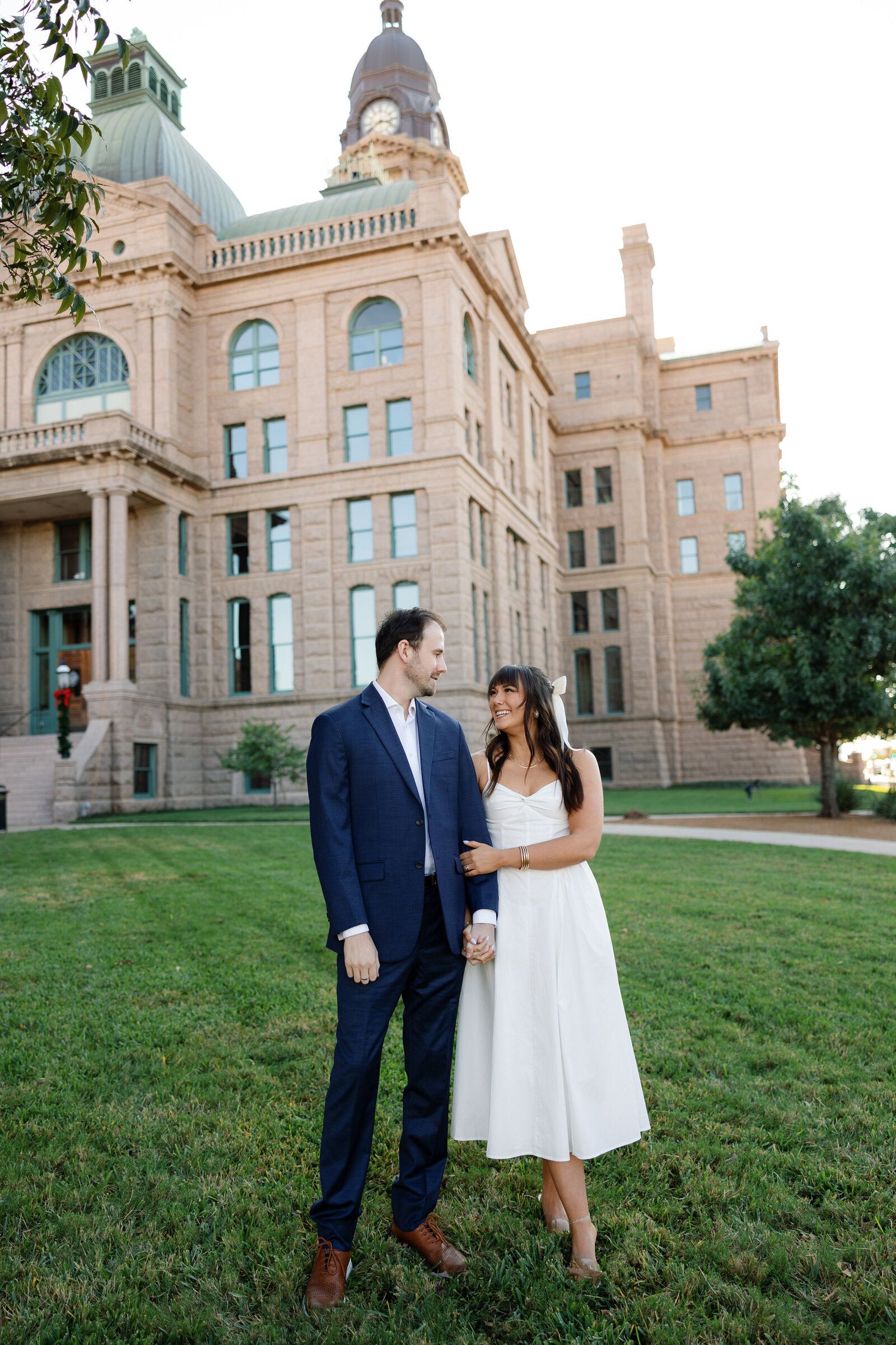 downtowndallasengagementphotos_stillsbytrinity-11