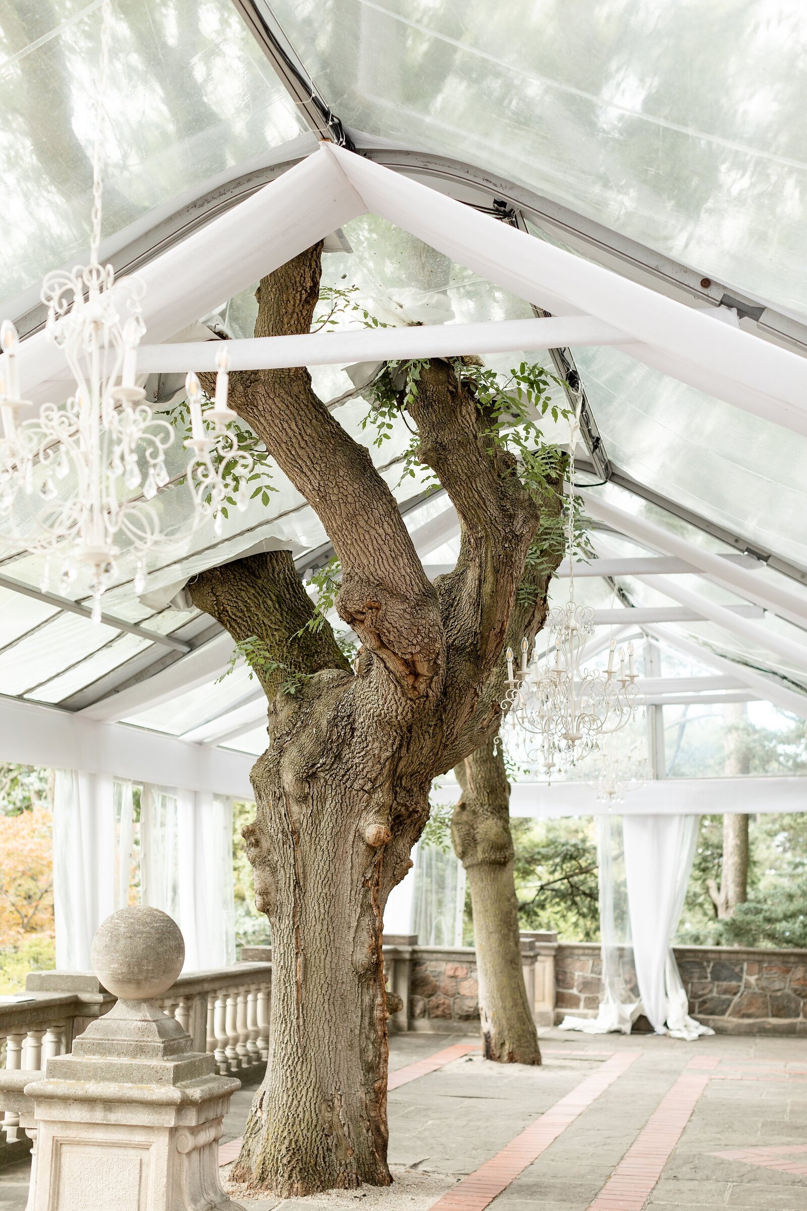Modern Classic Garden Graydon Hall Wedding | Dylan & Sandra Photography - 0098
