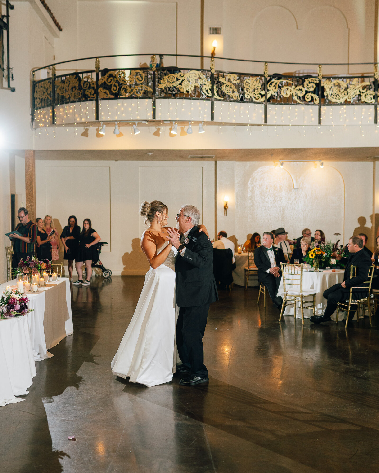 Corby Intercontinental Hotel Kansas City Wedding Plaza-245