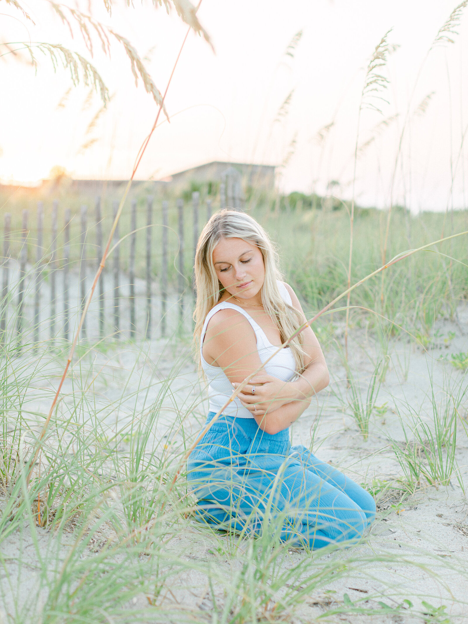 331-torianna-brooke-portraiture-historic-downtown-savannah-senior-session-faith