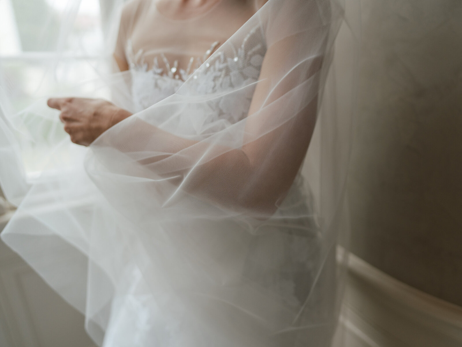 kelseycowley_wedding_page&michael-137