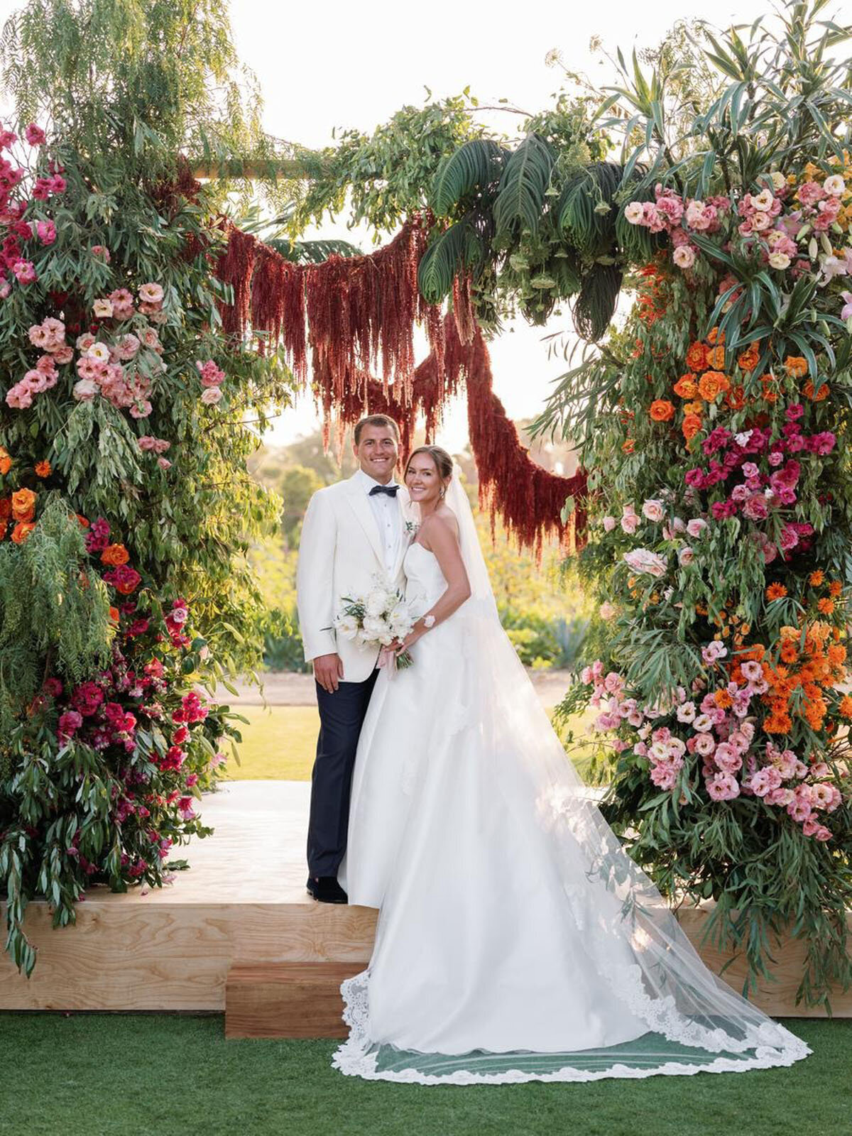 imgi_42_67603ca21405e$!900x