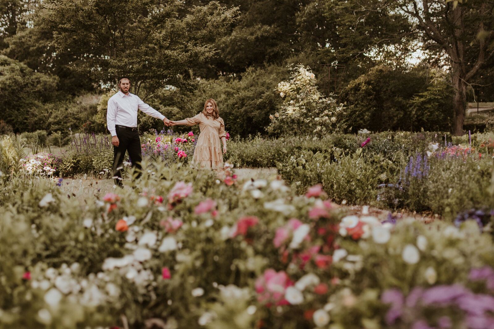 Romantic-Anniversary-Botanical-Gardens-Love-to-Lens-Photography-(138)