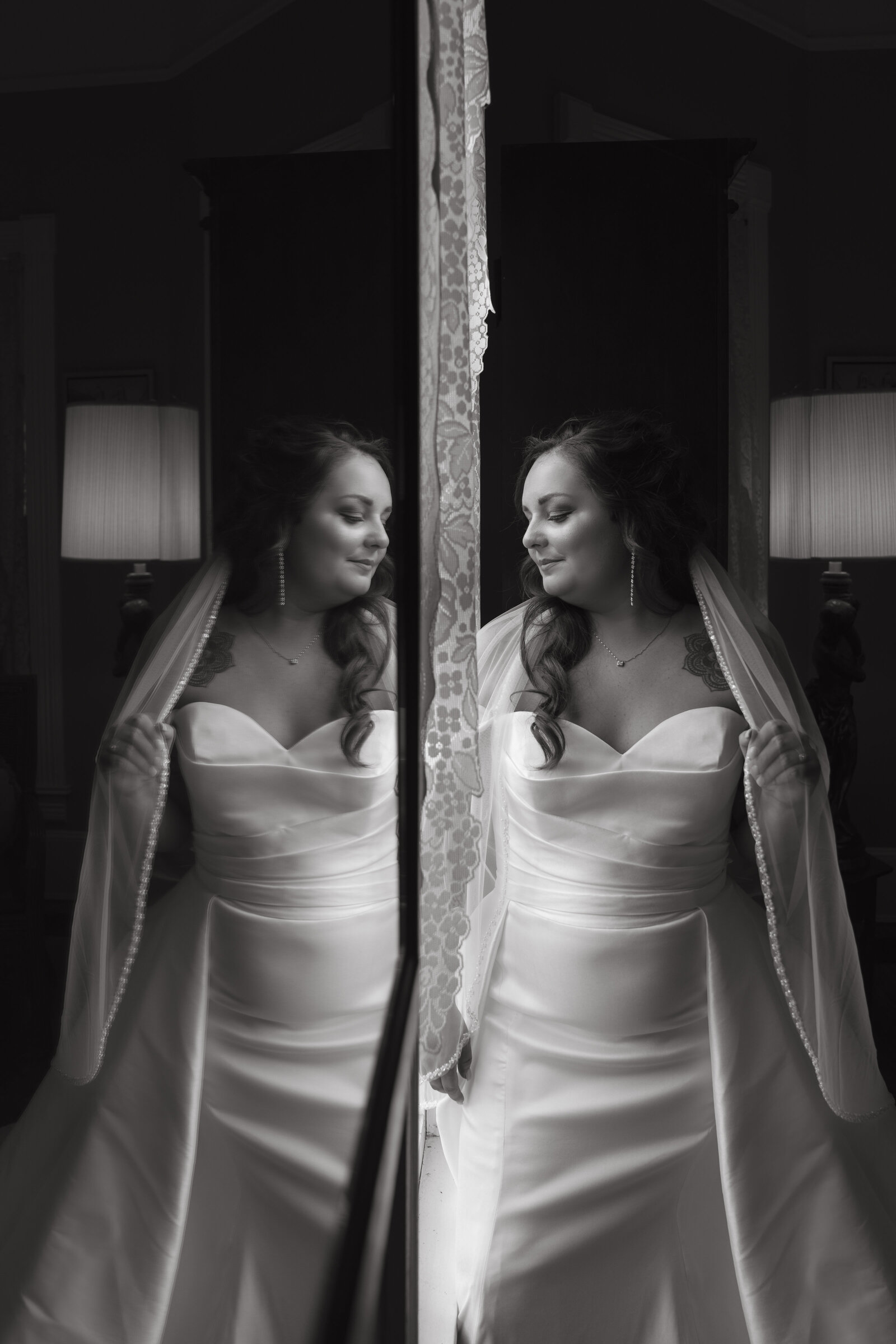 bride reflection in mirror
