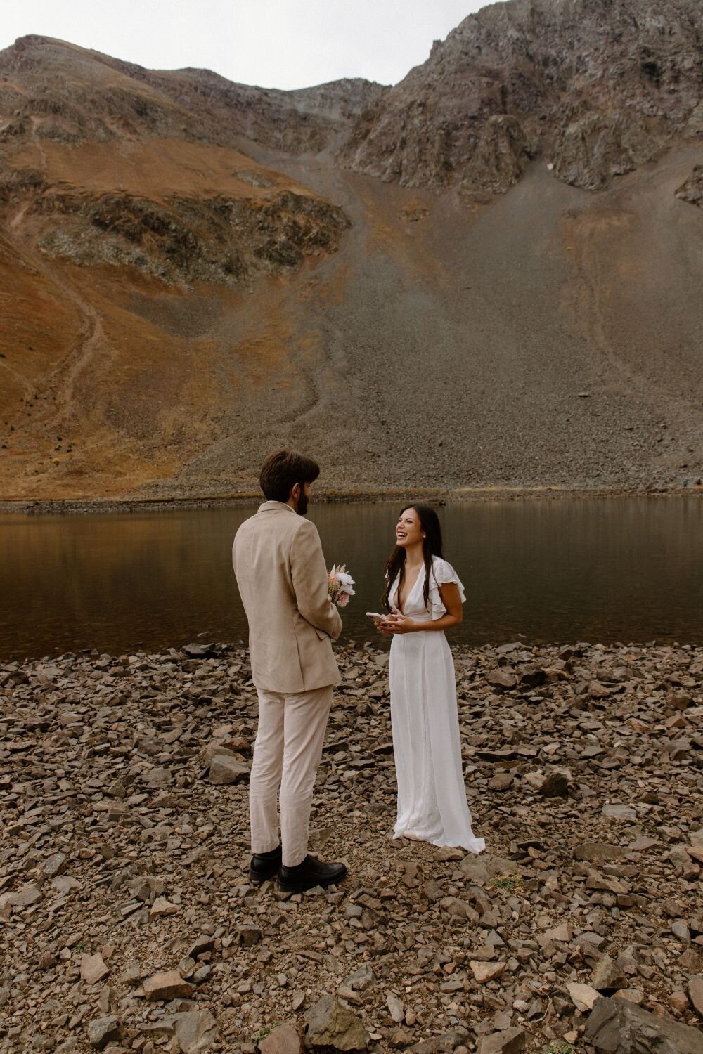 Bride smiley during ouray elopement