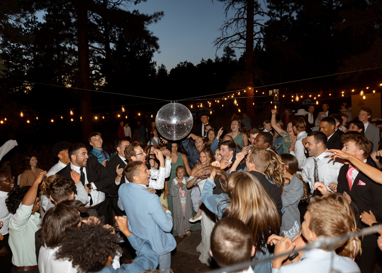Megan&Lukesneakpeeks-132