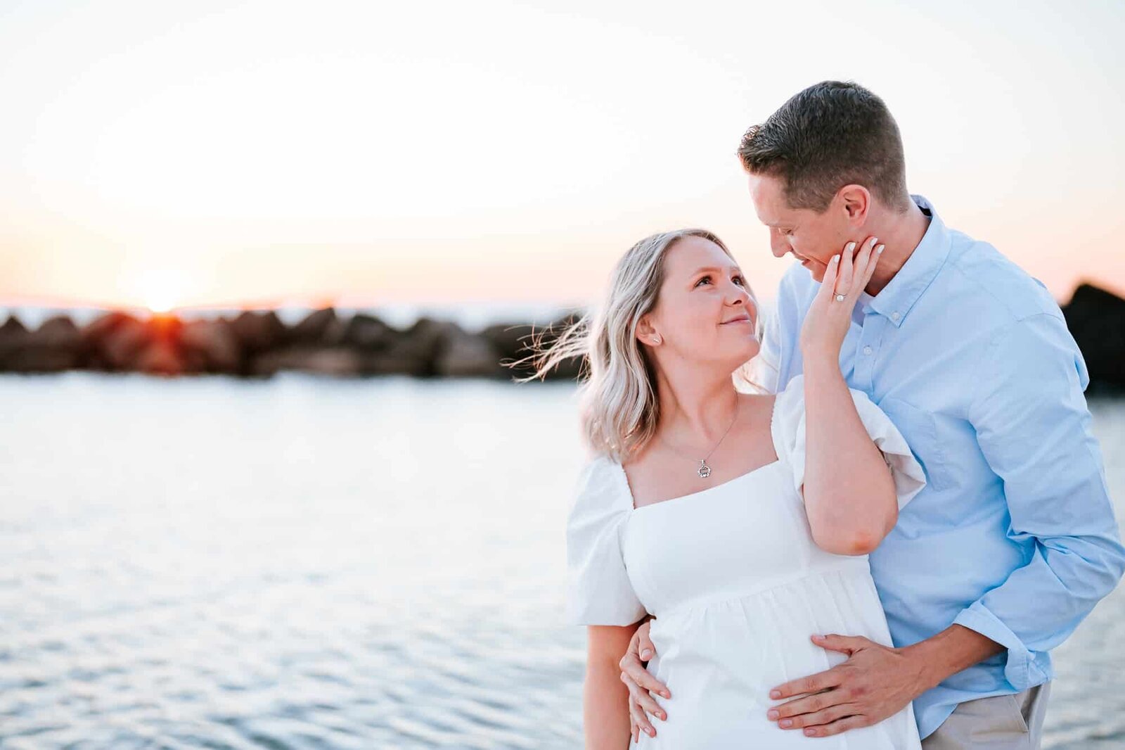 lakeland-engagement-photographer-upham-beach-sunset-couples-photo-session-58