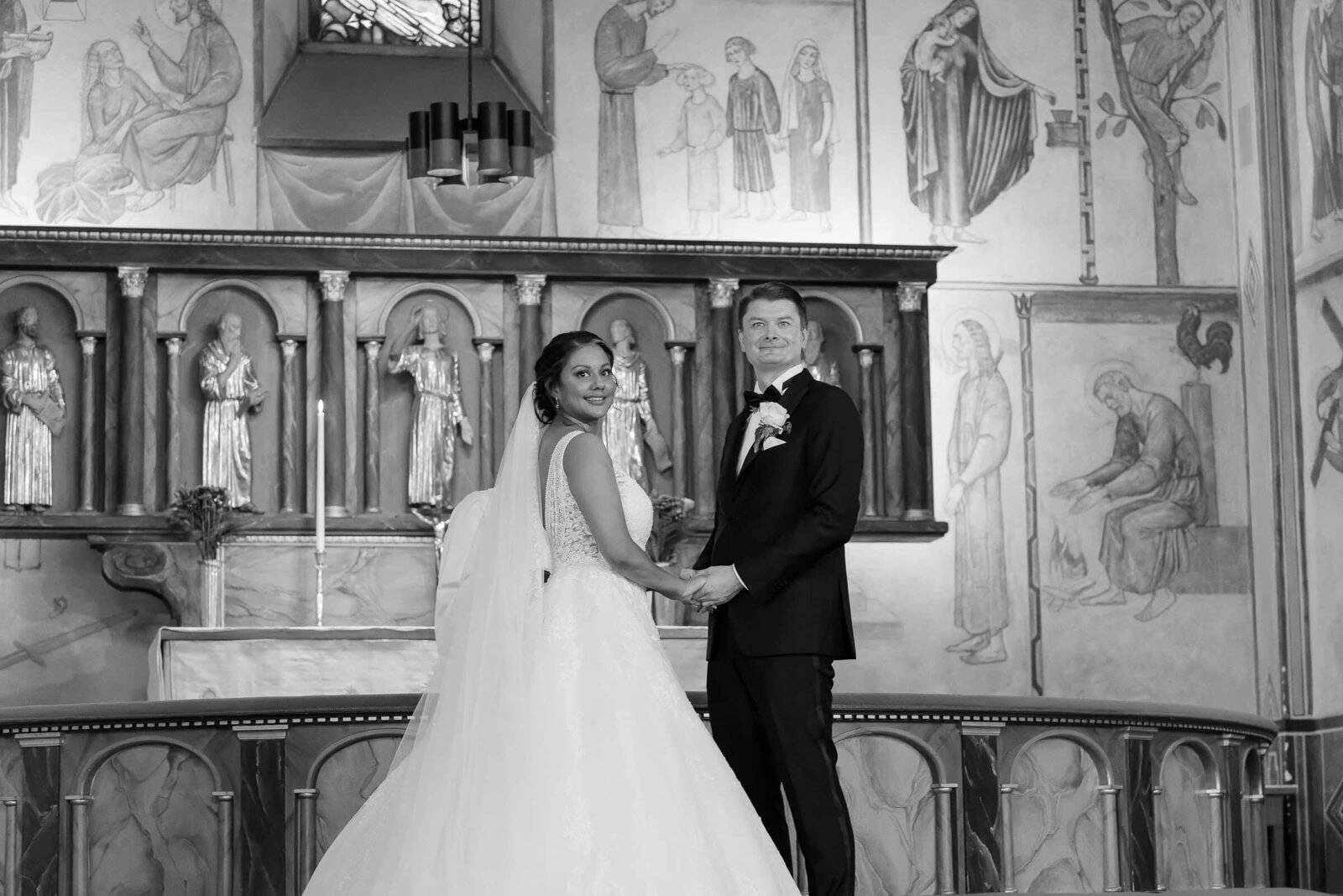 Destination Wedding Photographer Anna Lundgren in Stockholm Wedding at Stallmastaregarden Stockholm Sweden_083