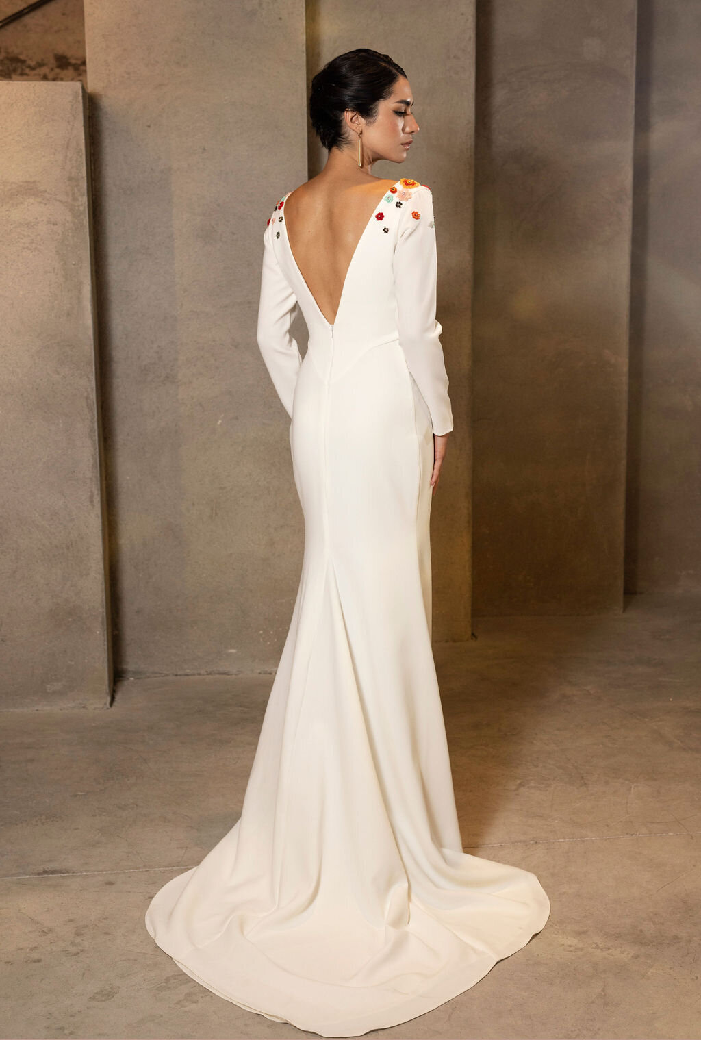 6DRESS13