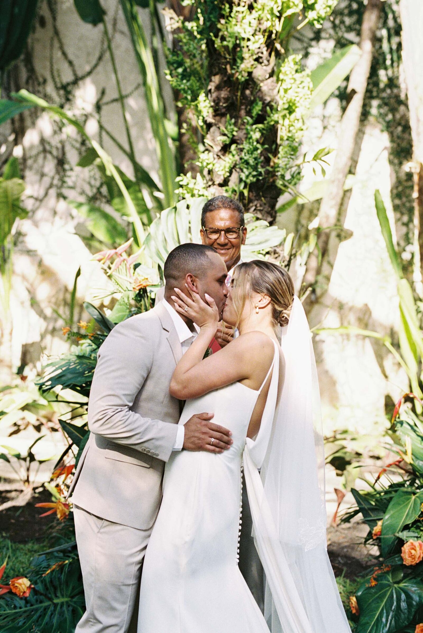 casa-colonial-hotel-dominican-republic-wedding-asia-pimentel-photography-s+t-44