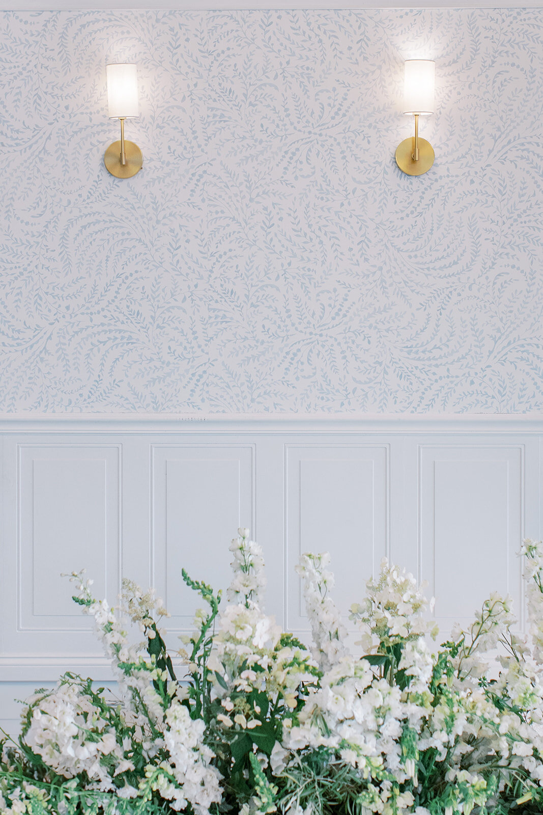 leila-james-events-newport-ri-wedding-planning-luxury-events-castle-hill-inn-gabrielle-and-will-emily-march-photography-SamuelsWedding_0720 copy