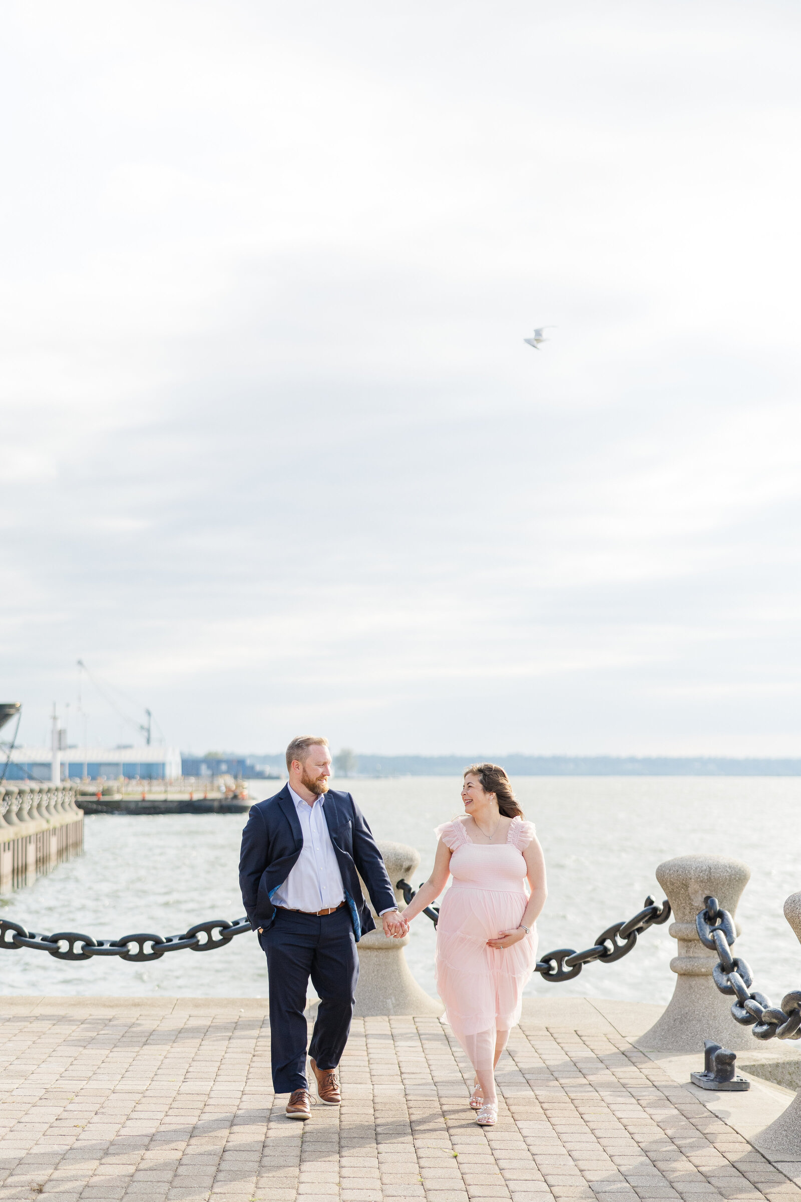 Cleveland Maternity Photographer Downtown Cleveland