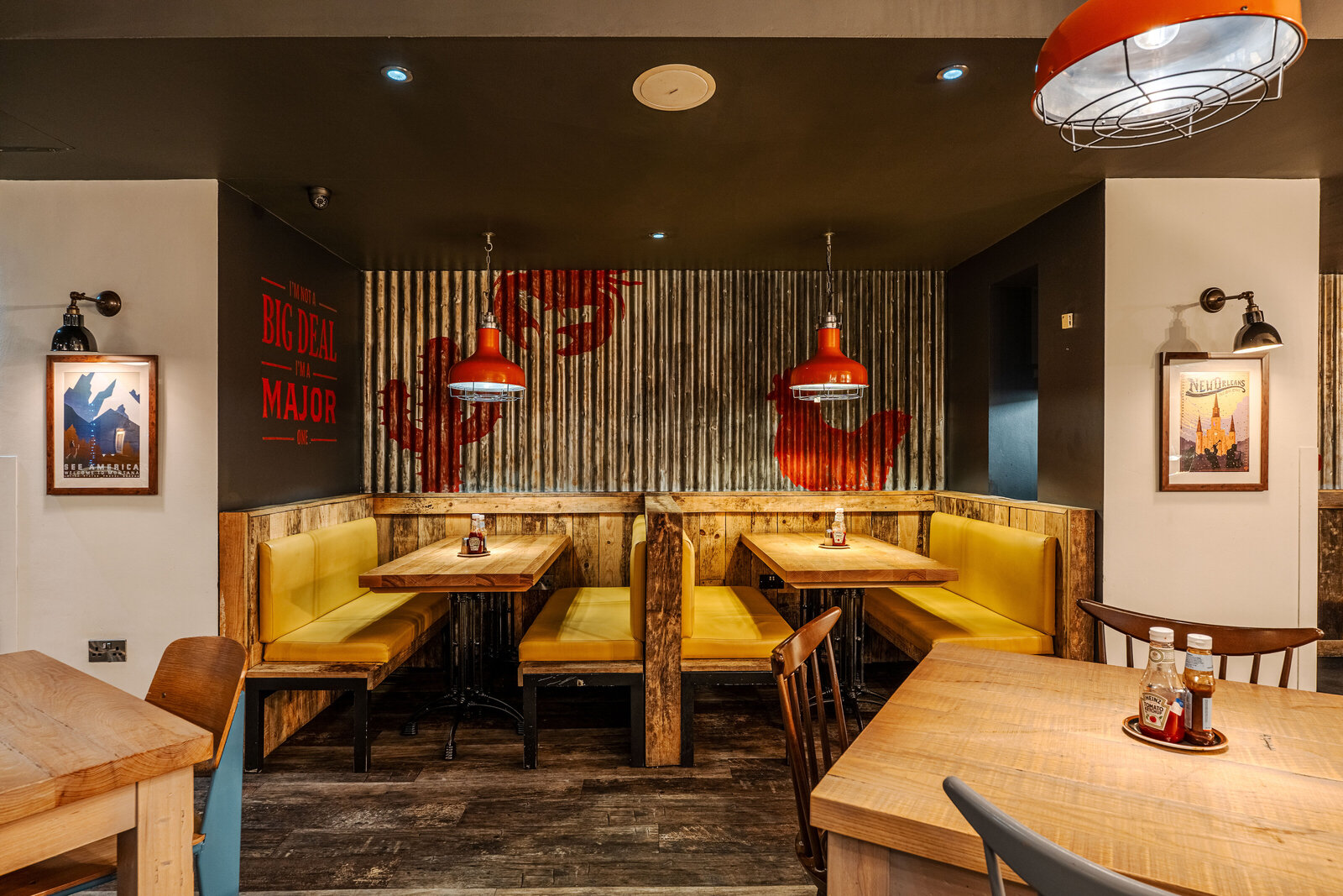 hotel restaurant booth