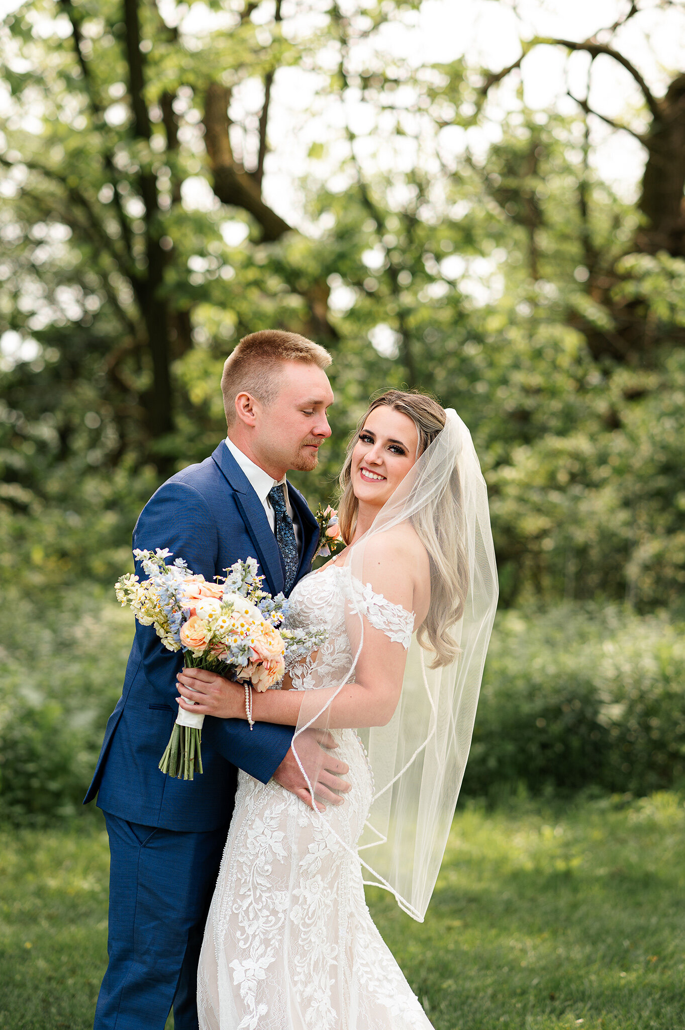 bride-groom-portrait