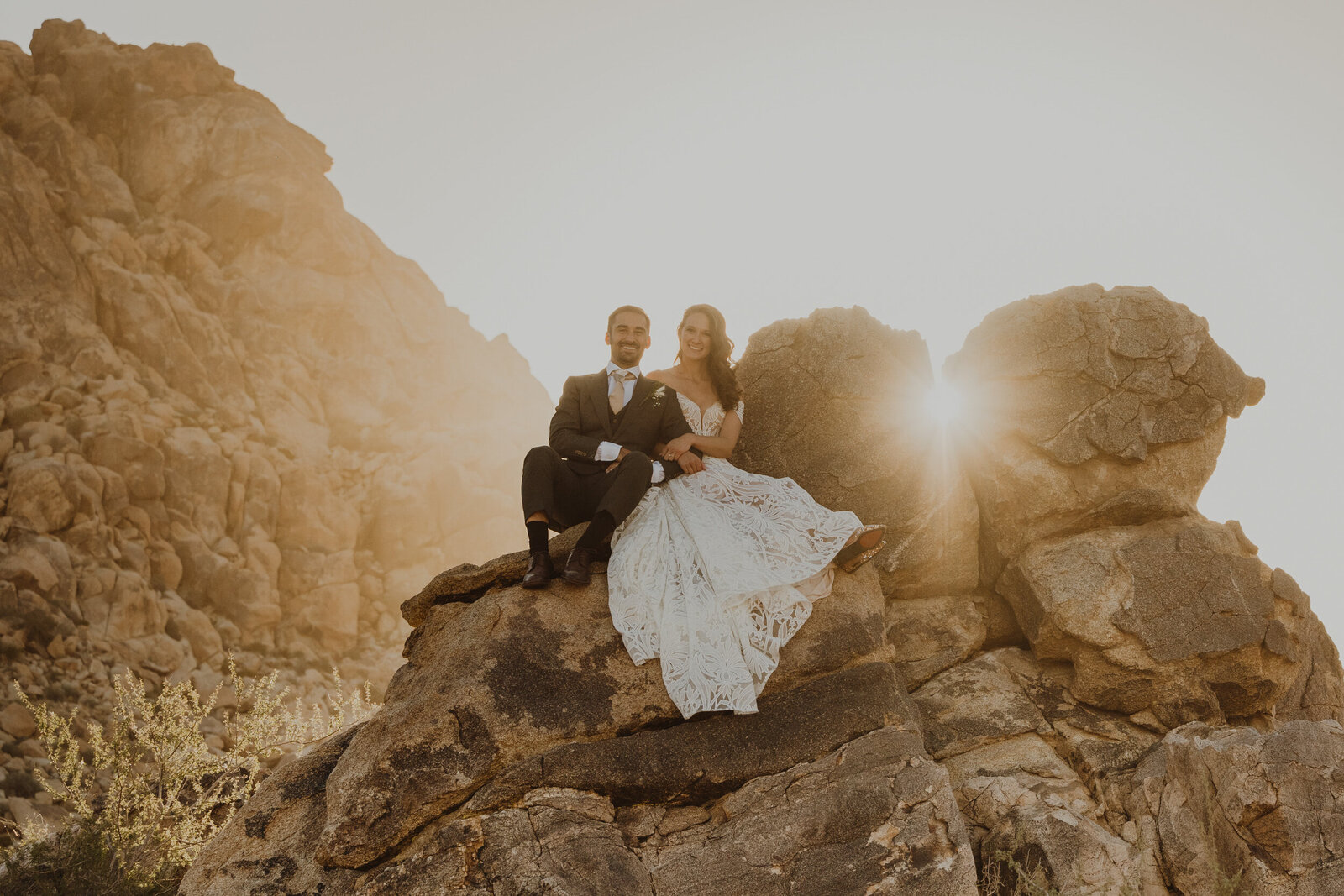 joshua tree elopement photographer-37