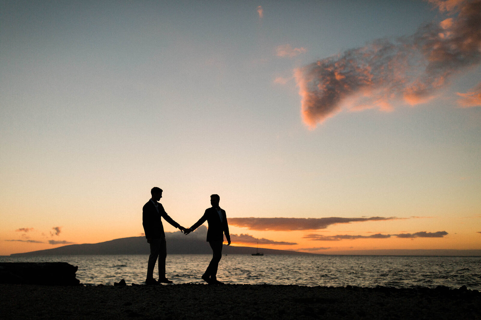 grooms-gay-wedding-olowalu-maui-128