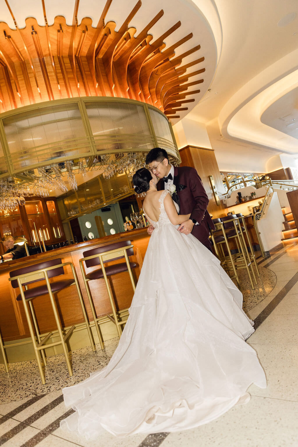 Honeyrose Hotel Montreal Wedding | montreal editorial wedding photographer | luxury moment photography-9886