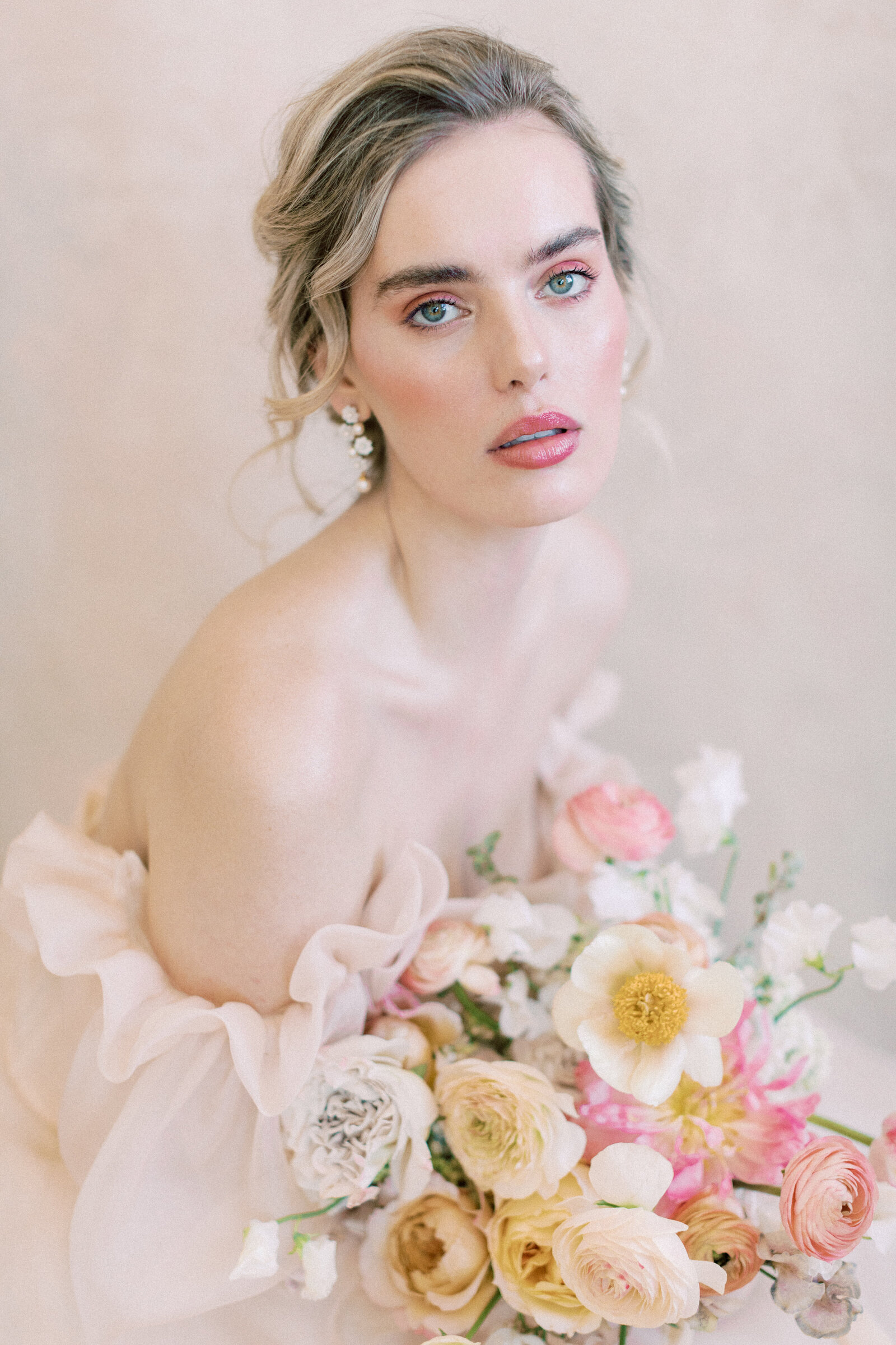 with_grace_and_gold_showit_theme_showit_themes_showit_template_showit_templates_showit_design_showit_designer_best8