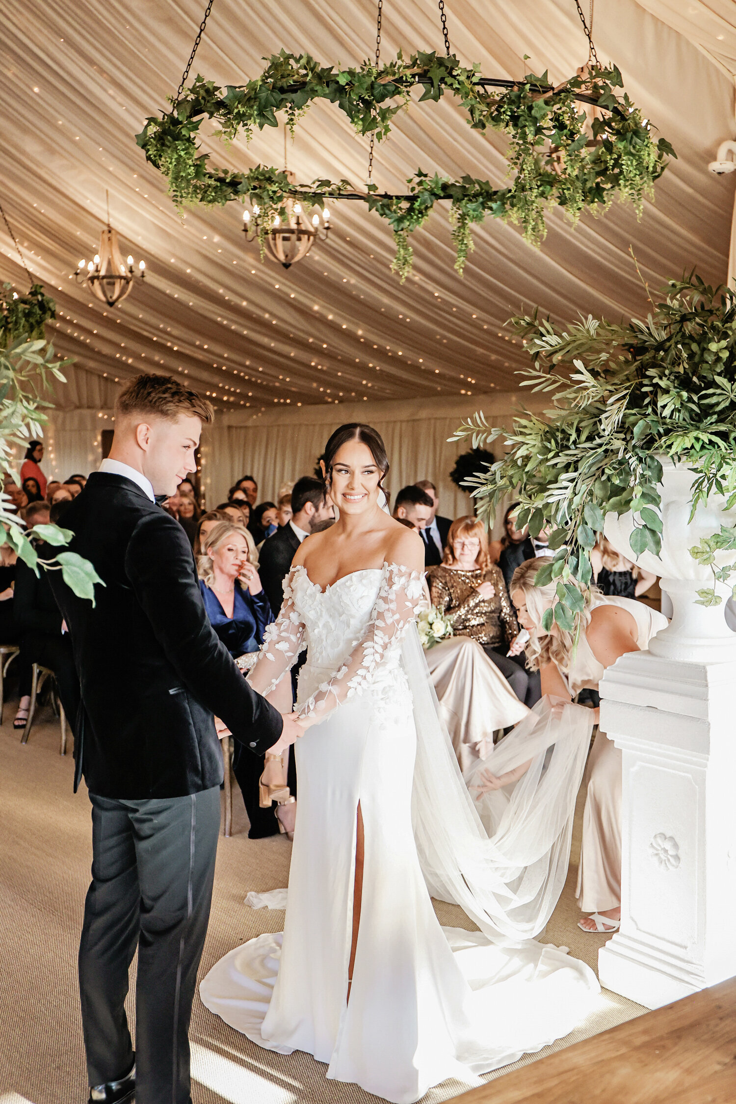 Crockwell-Farm-wedding-ceremony
