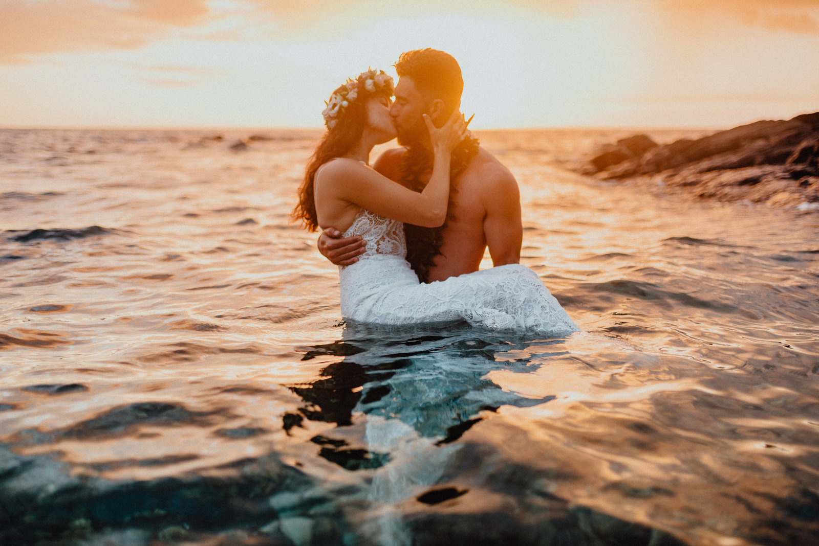 kailua-kona-sunset-beach-bridal-trash-the-dress-hawaii-wedding-chelsea-abril-photography-8888
