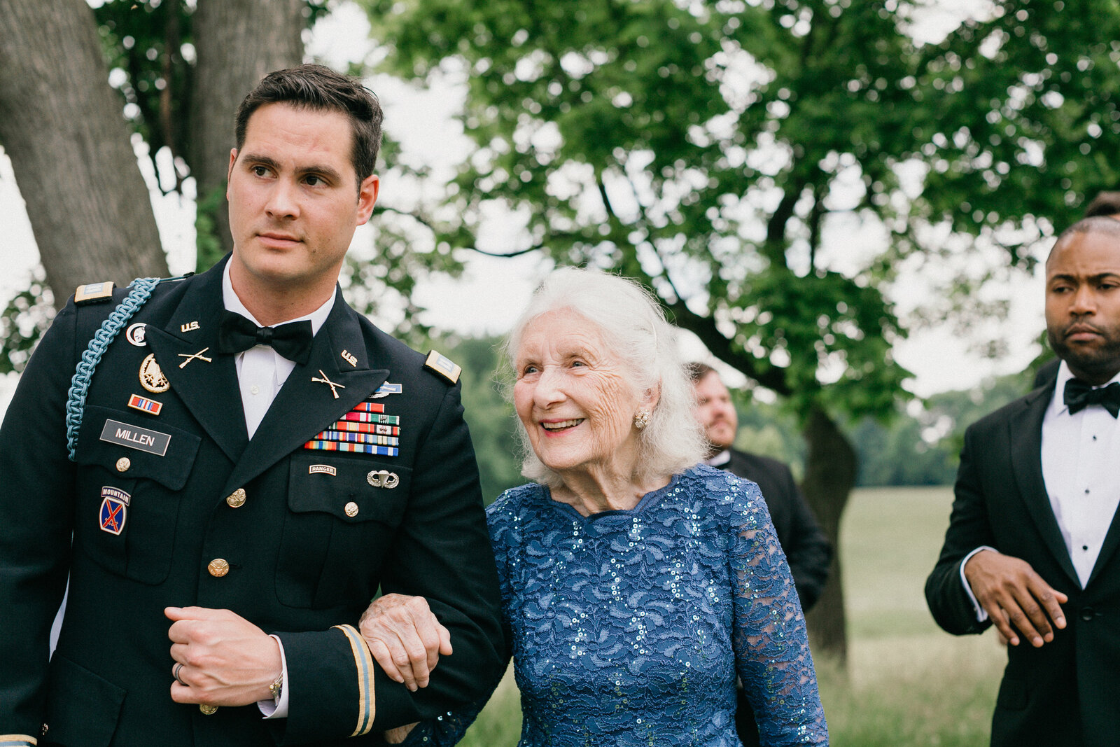 04-PA-family-farm-wedding