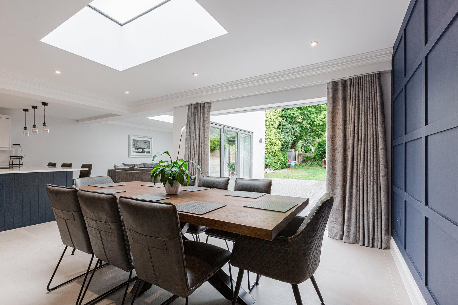 property photographer liverpool dining room
