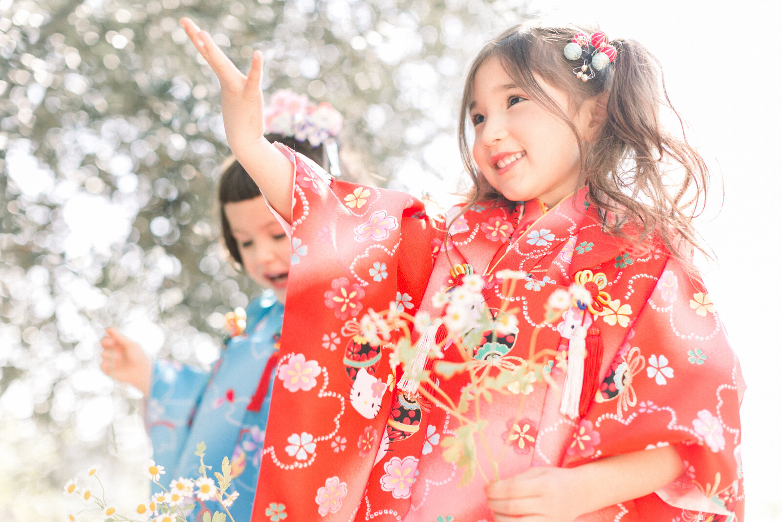 Portrait of young girl in pink kimono smiling for Shichi-Go-San studio session | 七五三 ピンク着物 女の子 ポートレート ロサンゼルス