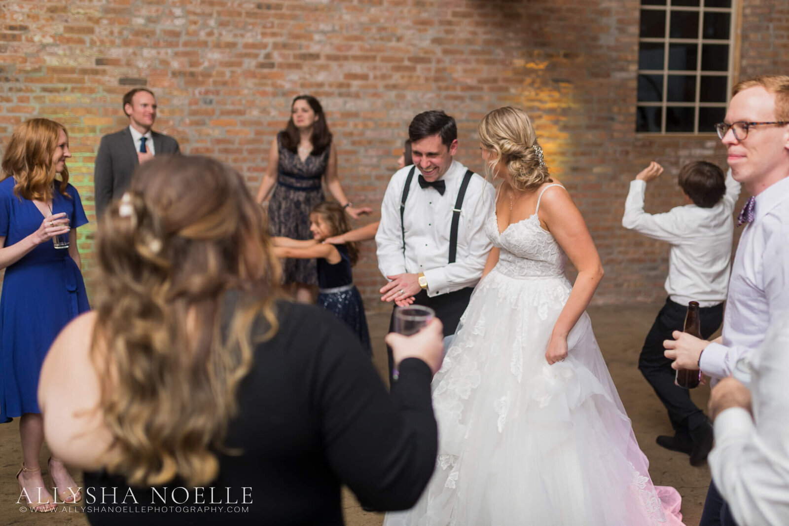 Wedding-at-The-Factory-on-Barclay-in-Milwaukee-1183