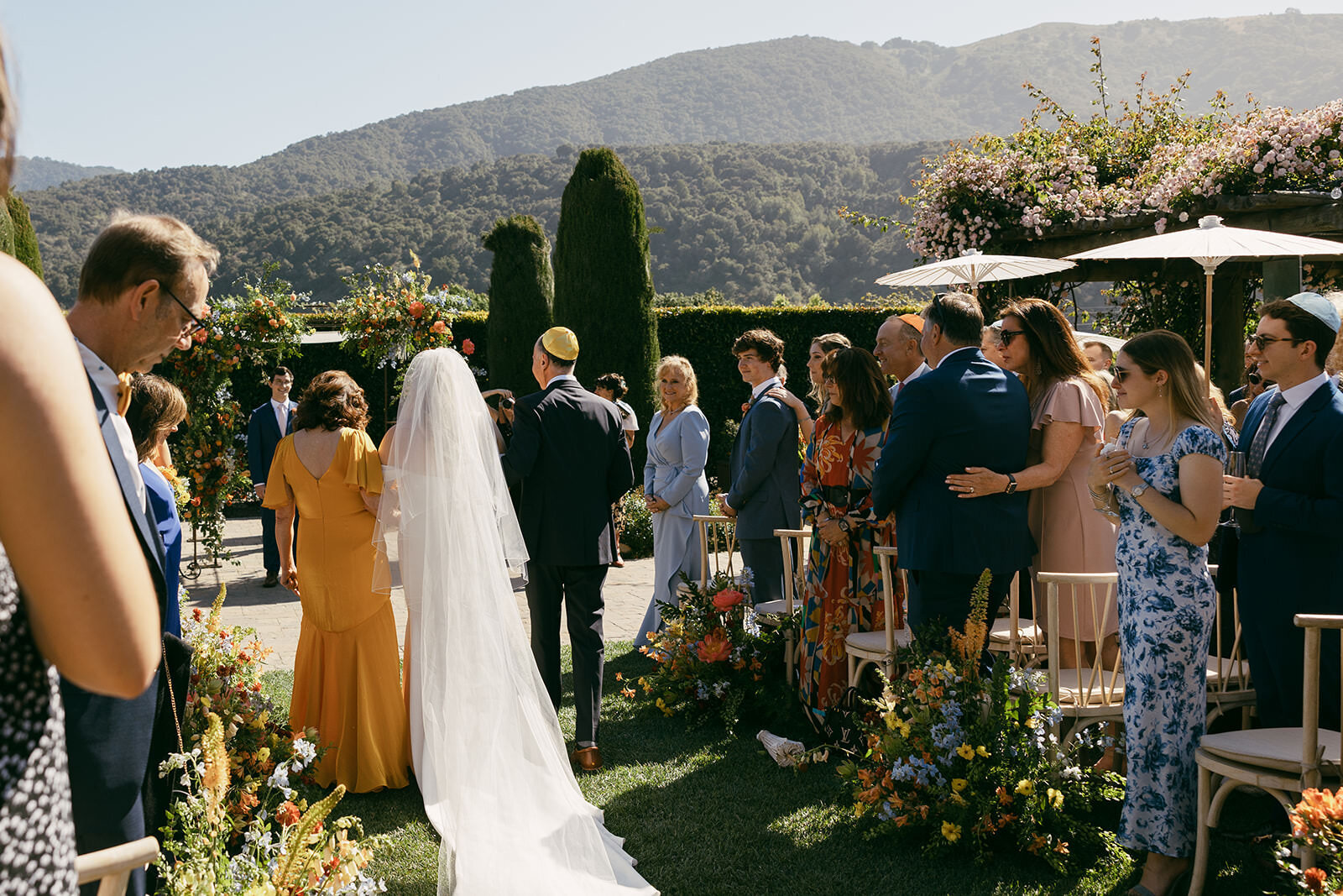 Colorful Bernardus Spring Wedding48