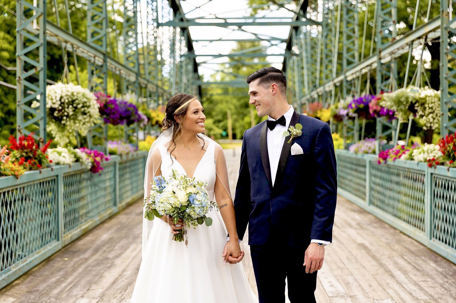 ct-wedding-photographer-flower-bridge-simsbury