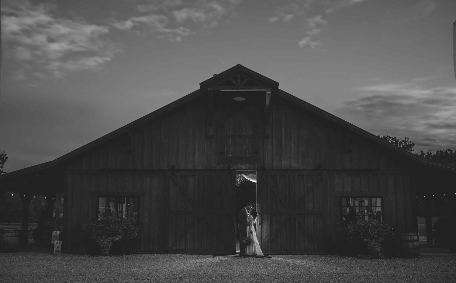 Haley-and-Patrick-Capturing-Moore-Memories-Rustic-Wedding-Venue-in-Indiana-09