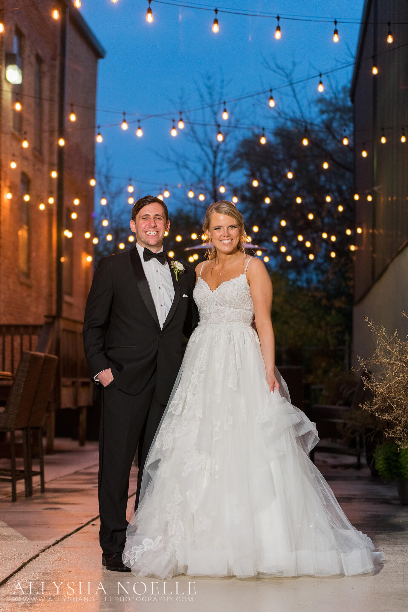 Wedding-at-The-Factory-on-Barclay-in-Milwaukee-0874