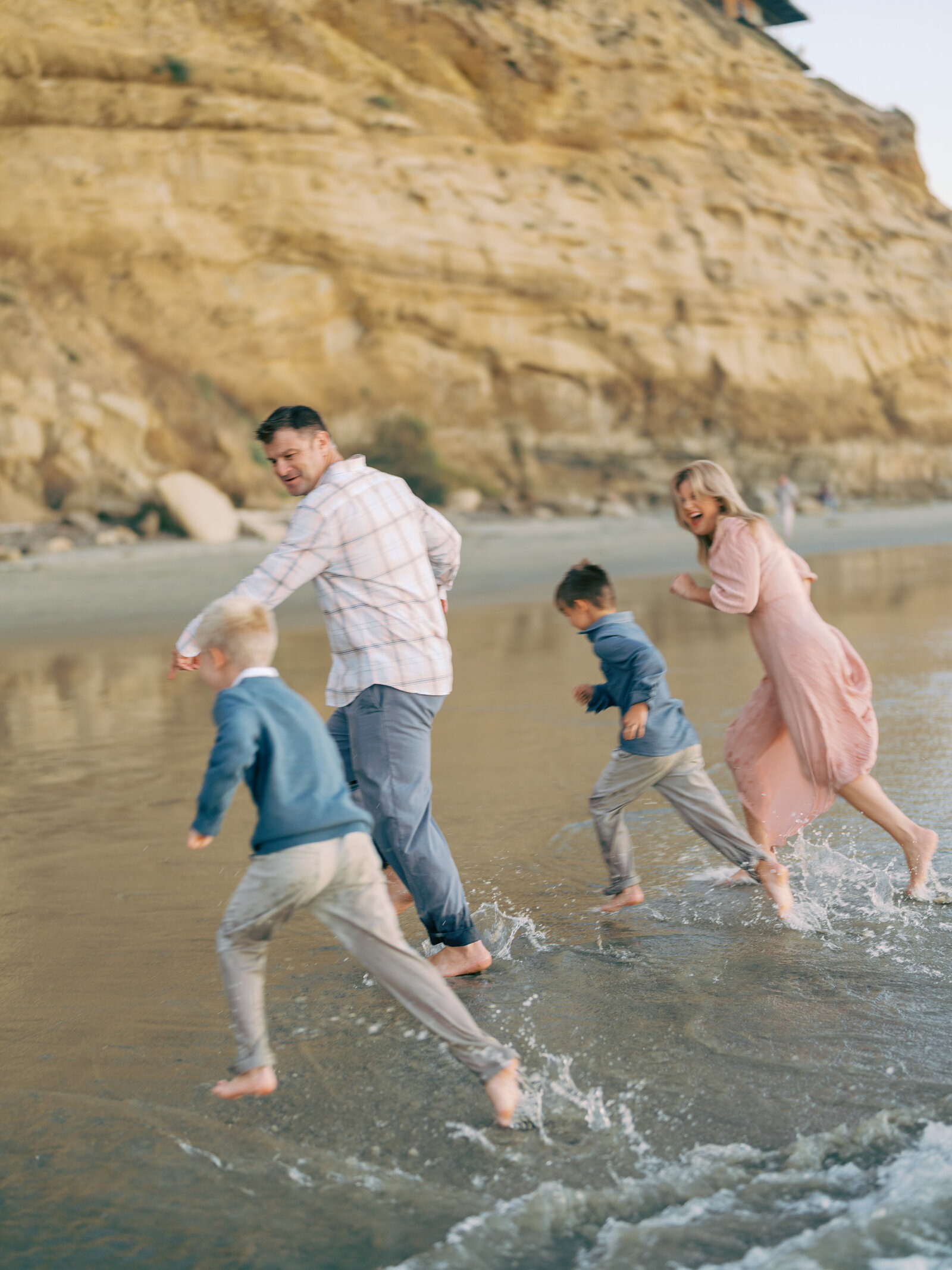 TheSeferovics_Family_October232024_237