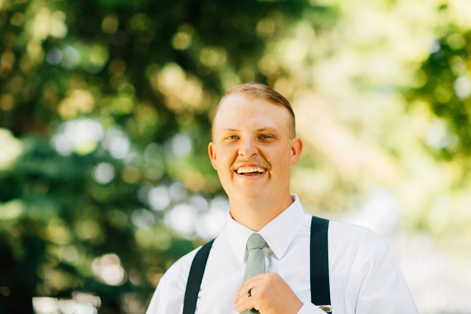 Wedding-IDFallsTemple_TianaSimpsonPhotography-010