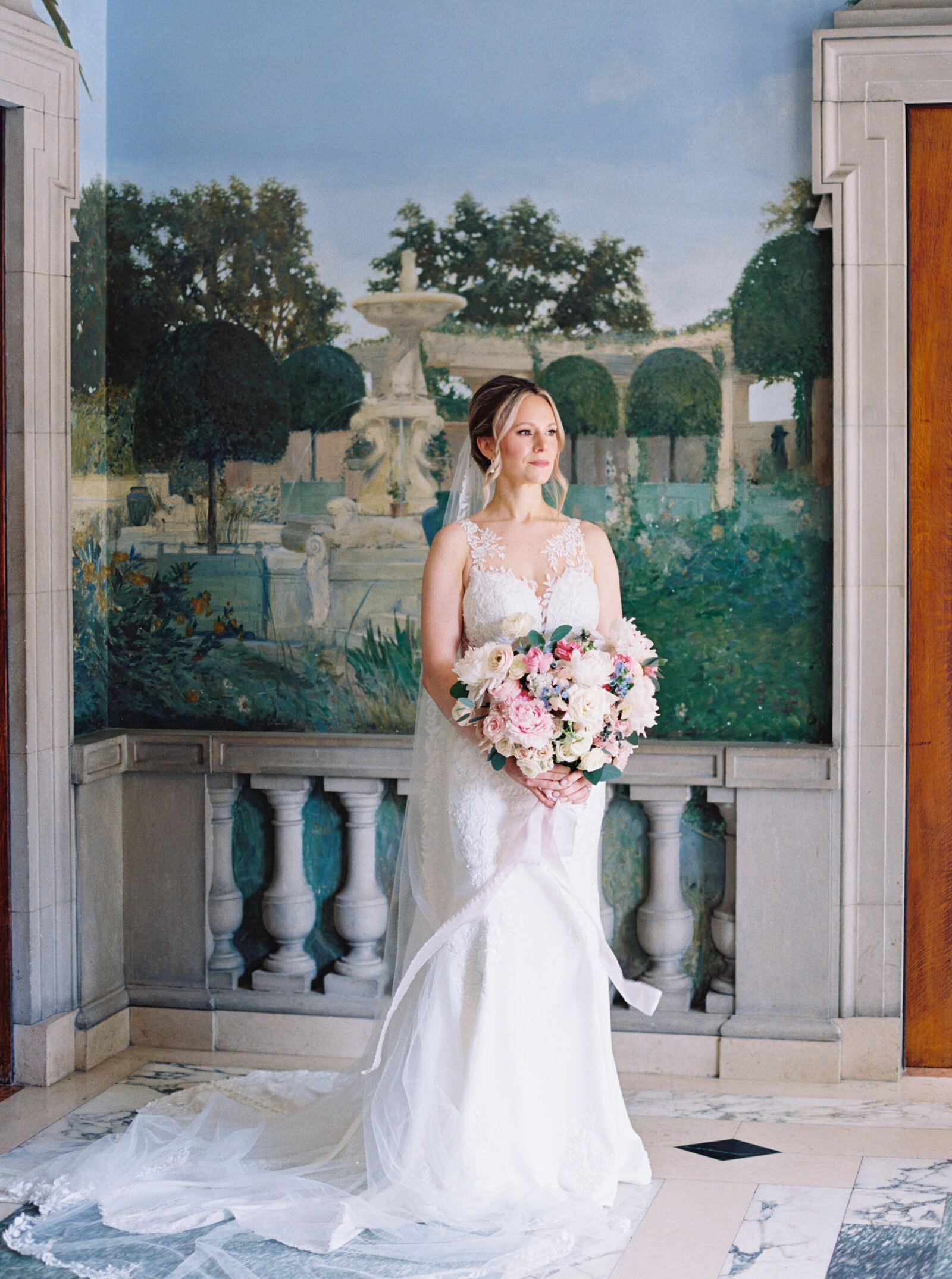 Danielle-Defayette-Photography-Larz-Anderson-House-Wedding-2023-398