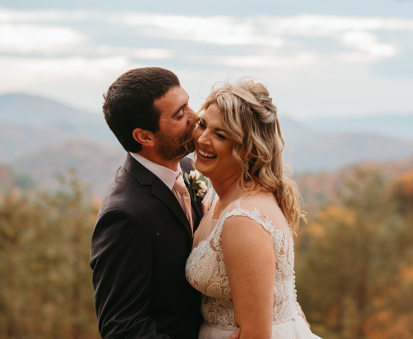 Knoxville Mountain  Wedding Photo