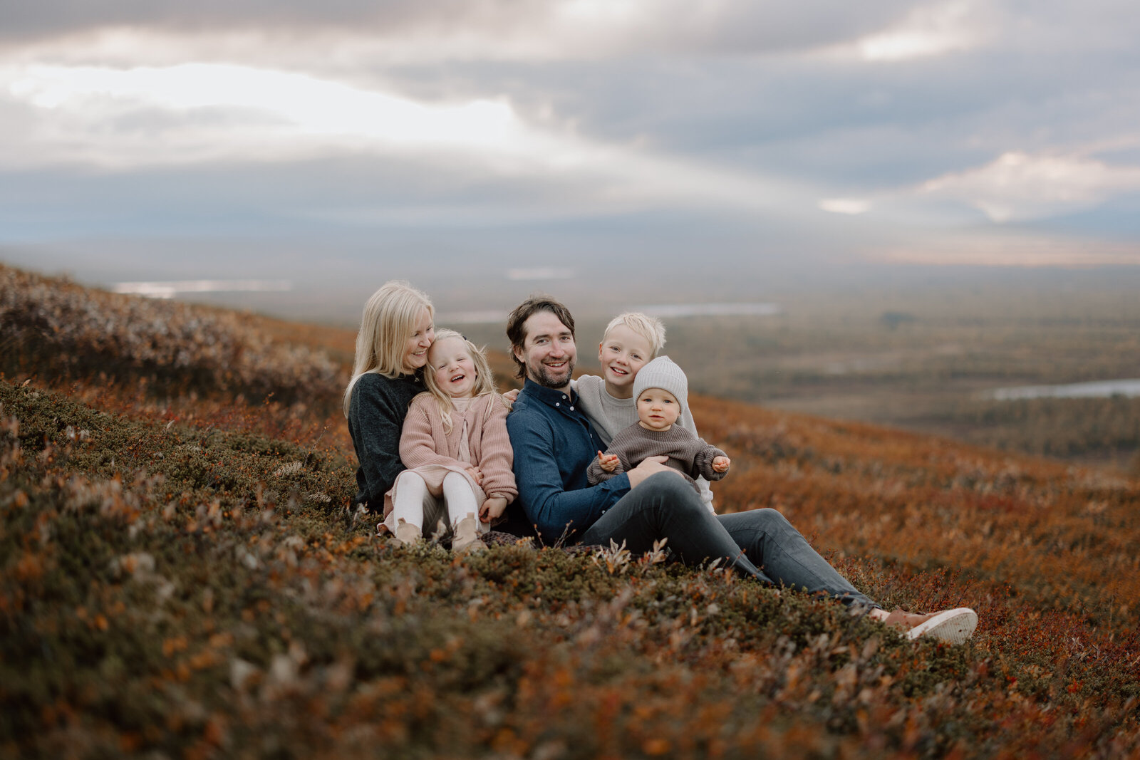 fotograf-i-kiruna-porträttfotograf-familjefotograf-gravidfotograf031
