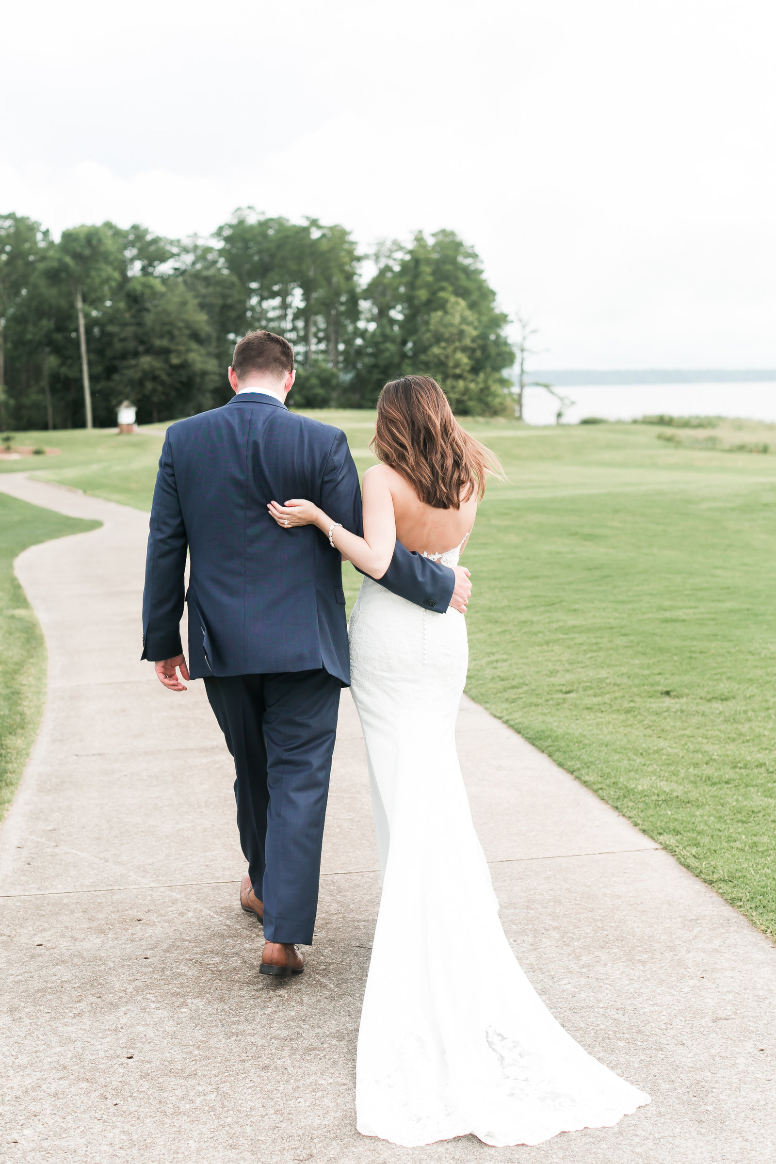 Two Rivers Country Club Classic Memorial Day Wedding by Elizabeth Friske Photography-46