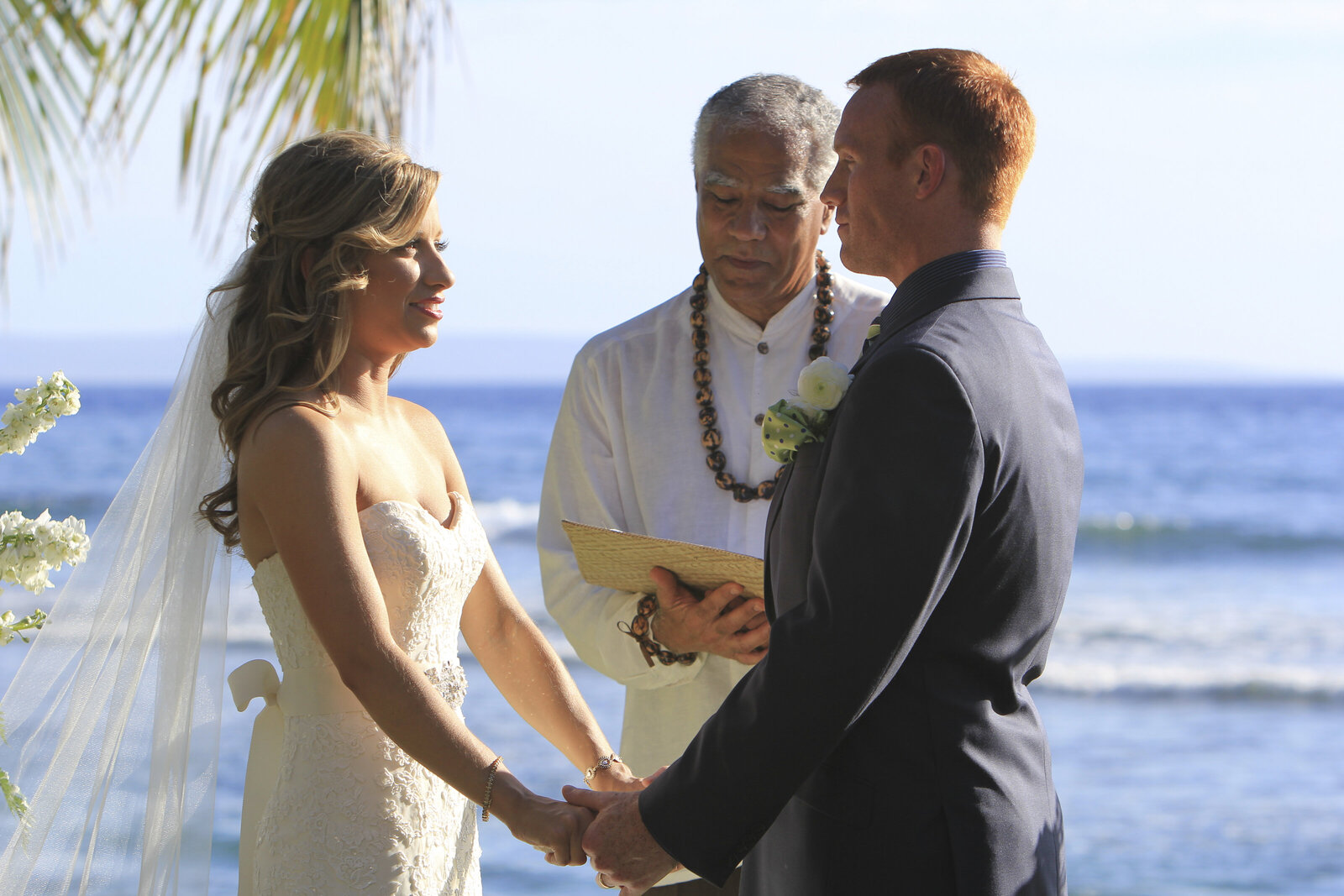 Caroline Morey Wedding Photographer Maui Destination Wedding Olowalu Plantation Wedding110413_3635184 x 3456