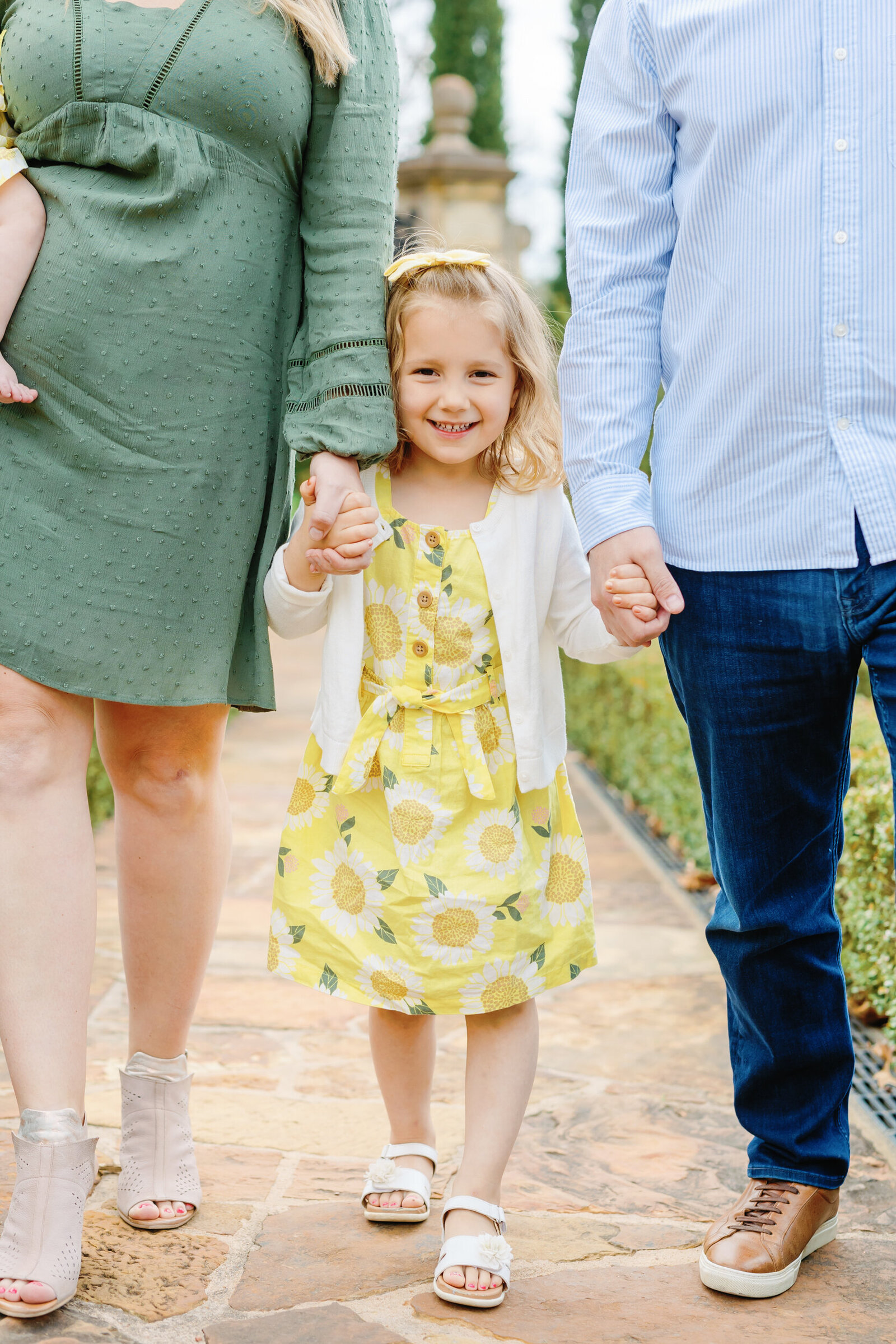 Mackey Family Photoshoot - Philbrook Museum - Amanda Hitchen Photography-4